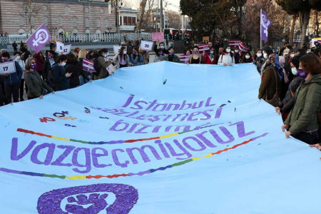 Hayatımız, haklarımız, İstanbul Sözleşmesi bizim! Vazgeçmiyoruz