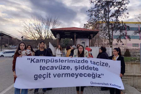MSKÜ’nde kadın öğrenciler açıklama yaptı: Tecavüzcüleri aklatmayacağız