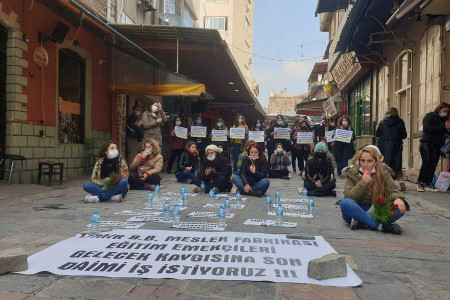 EMEP’li kadınlar, İzmir Meslek Fabrikası işçilerini ziyaret etti