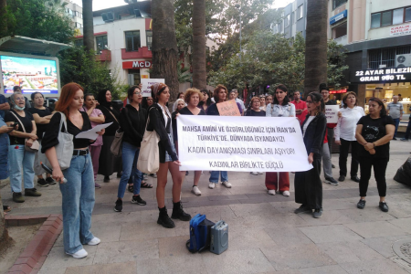 Denizli'de kadınlar Mahsa Amini için sokağa çıktı