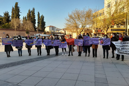 Gebze'de kadınlar İstanbul Sözleşmesi'nden çekilme kararına karşı eylemlerine devam ediyor