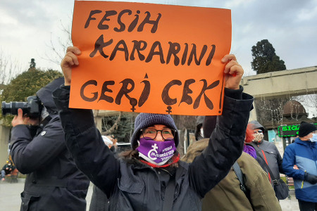 Sözleşme kararının ardından Türkiyeli ve göçmen kadınlarda güvencesizlik hissi arttı