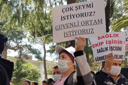 İzmir’den kadın sağlık işçileri: Bu sistemi biz değiştireceğiz