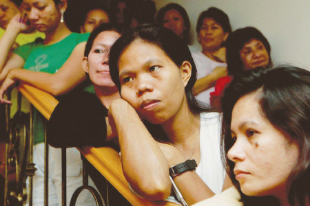 GÜNÜN MESELESİ: Kadın, Göçmen, İşçi, Filipinli