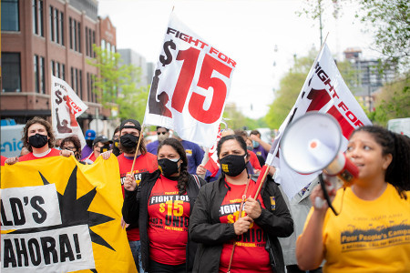 McDonald's işçileri ABD’de 15 şehirde ücret artışı için grevde