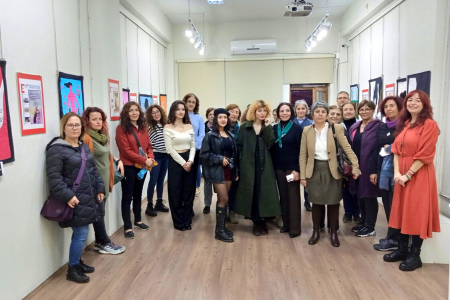 Ekmek ve Gül Çanakkale grubu ‘Türkiye’de ve dünyada kadınlar ayakta’ sergisinde buluştu