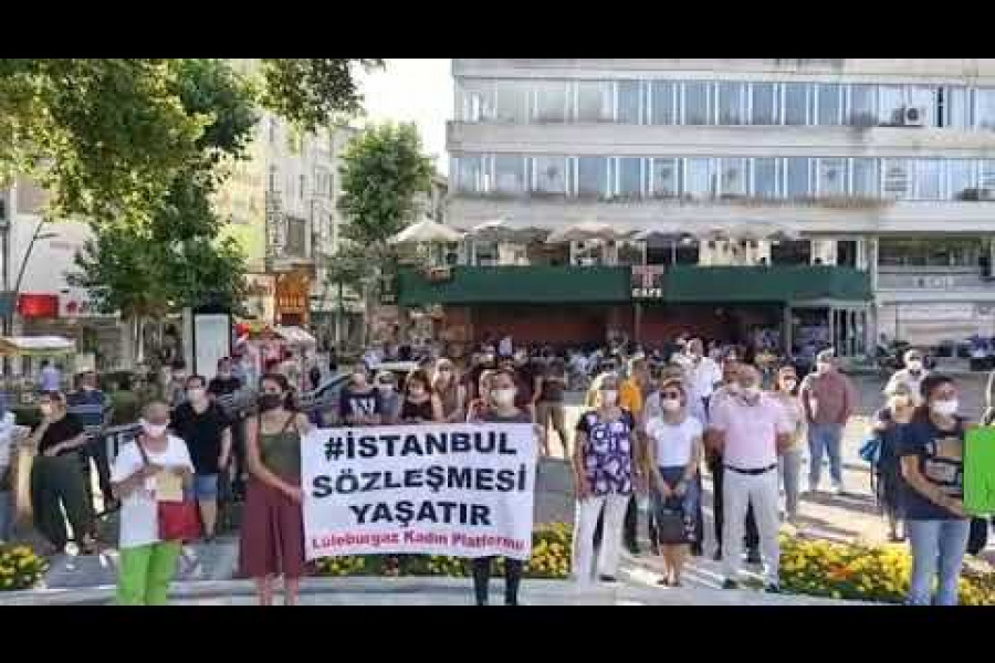 Lüleburgaz’da kadınlar sokakta: İstanbul Sözleşmesinden vazgeçmiyoruz!