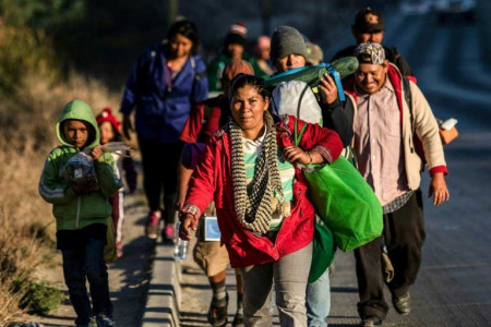Meksika sınırında bekletilen göçmen kadınlar açlık grevinde