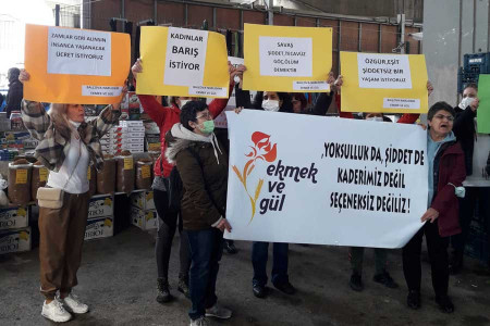 Balçova Narlıdere Ekmek ve Gül Grupları 8 Mart için sokağa çıktı