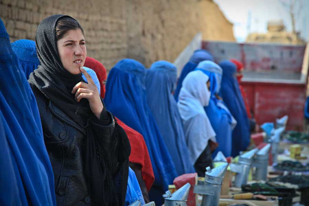 Afgan göçü: Yaşamak için ölümü göze almak