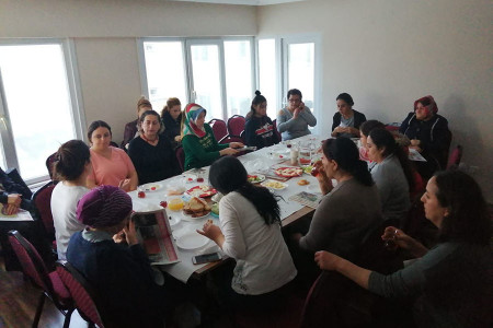 Gıda işçisi kadınlar 8 Mart’ta buluştu