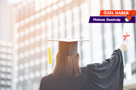 Genç kadınlar anlatıyor: Aklım işteyken derste, dersteyken işte kalıyor