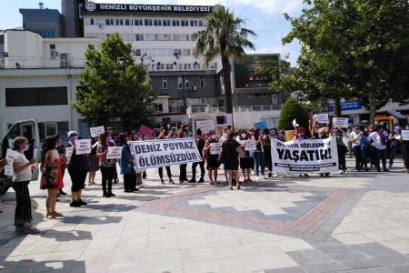 Denizli'deki İstanbul Sözleşmesi eyleminde 'Deniz Poyraz' vurgusu