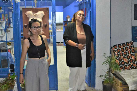 Meandros Kadın ve Sanat Atölyesinde kadın temalı sergi: Mavi
