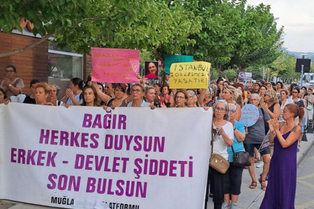 Muğla'da kadınlar katledilen Senem Kıvrık için yürüdü: Adalet istiyoruz