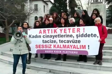 Bursalı kadınlardan çocuk istismarı ve kadın cinayetlerine tepki