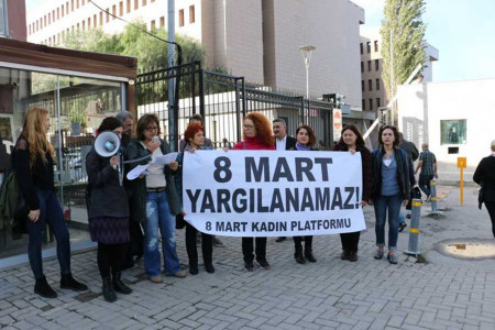 Kadınlar 8 Mart davasında beraat etti