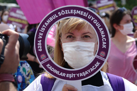 ‘İstanbul Sözleşmesi’ne saldırılara karşı mücadeleyi birlikte örelim’