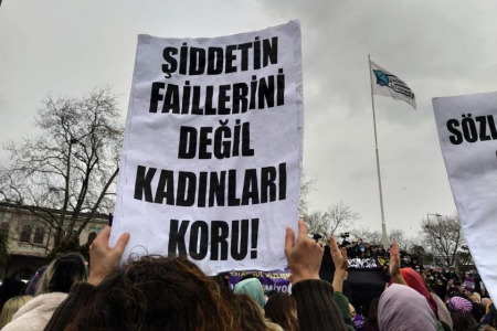 İzmir Barosu: Yeter artık, kadına yönelik şiddeti önleyin