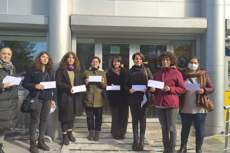 Dersim Kadın Platformu tutuklu kadınlara dayanışma kartı gönderdi