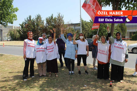 Direnişteki AdkoTurk işçileri: Ezilen değil dimdik ayakta duran kadınlarız!
