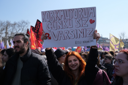 Dans, mücadele, dayanışma