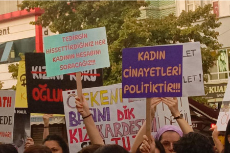 EŞİK: 'Toplumun ve kadınların haklarına yeni saldırı yasası Mecliste!'