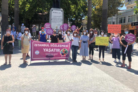 Mudanya Kent konseyi Kadın Meclisi İstanbul Sözleşmesi’ne sahip çıkma çağrısı yaptı