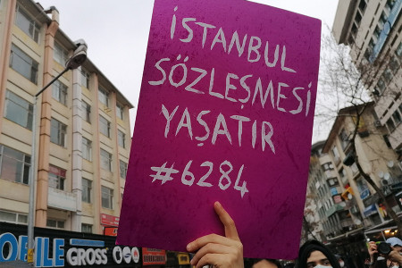Türkiye'nin İstanbul Sözleşmesi'nden çekilmesine Avrupa'dan ve ABD'den tepkiler