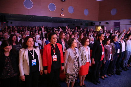 HDP’den kadın bildirgesi: ‘Kadınlarla değişir’