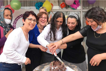 Tuzluçayır Kadınları Dayanışma Derneği 6. yaşını kadınlarla kutladı: 1 Mayıs’ta da yan yana olalım