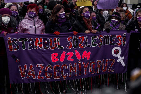 Erdoğan: 'Her kim İstanbul Sözleşmesi diye başlayan bir cümle kurarsa en çok kadınlarımız tepki göstermeli'