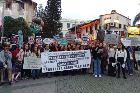 Antalya Kadın Platformu: Tarikat ve cemaat yurtları kapatılsın