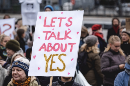Danimarka’da kadın ve gençlik örgütleri ‘Rıza Yasası’ istiyor