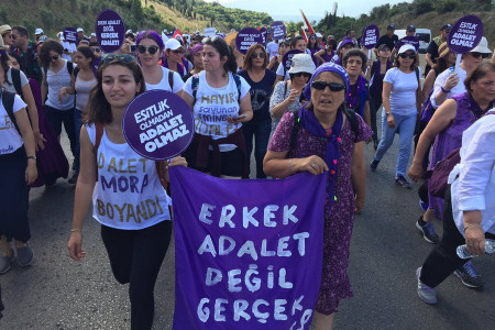 Adalet Yürüyüşüne katılan kadınlar: ‘Eşitlik olmadan adalet olmaz’