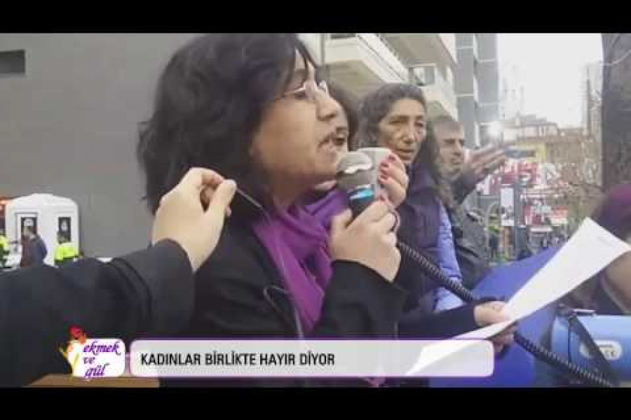 Ankara'da kadınlar birlikte 'Hayır' demek için sokakta...