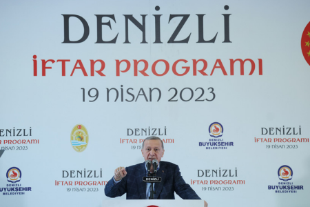 Erdoğan'dan gençlere borç, kadınlara 'ekonomik bağımlılık' vaadi