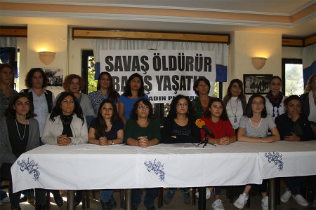 Ankara’da kadınlardan barış çağrısı: Çözüm halkların eşitliği ve özgürlüğüdür