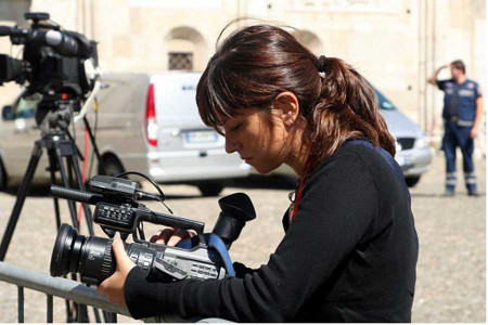 Kadın gazeteciler tacize, şiddete, ayrımcılığa maruz kalıyor!