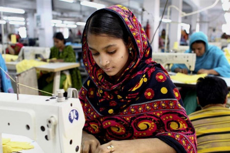 GÜNÜN ÇAĞRISI: Tekstil işçisi kadınları koruyun!
