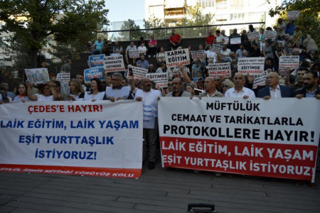 Bitlis'te ÇEDES kapsamında öğrencilere 'şeytan taşlama' dersi