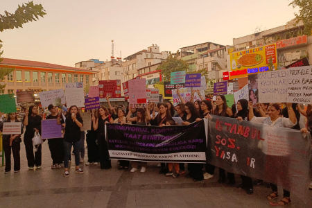 Antepli kadınlar: 'Ülke, cinayet mahalli; güvende değiliz'