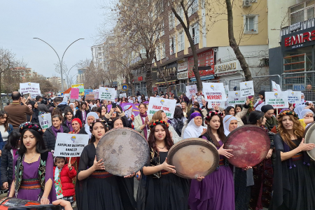 8 Mart 2025 | Bölge illerinde kadınlar sokakta