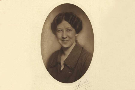 29 Aralık 1879 | Norveçli kimyager, kadın hakları savunucusu Ellen Gleditsch doğdu