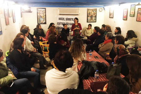 Adana’da Ekmek ve Gül buluşması: Kadınların gücü, birlikte mücadele etmek!