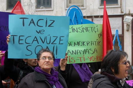 16 yaşındaki engelli çocuğa cinsel istismar: Karın ağrısıyla götürüldüğü hastanede doğum yaptı